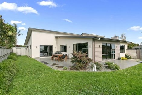 Photo of property in 26 Watkins Road, Cambridge, 3434