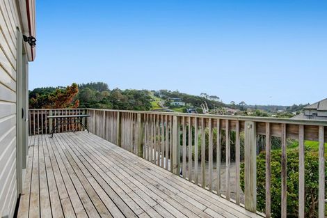 Photo of property in 2/26 Kestrel Heights, Arkles Bay, Whangaparaoa, 0932