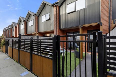 Photo of property in 4/12 Biddle Crescent, Taita, Lower Hutt, 5011