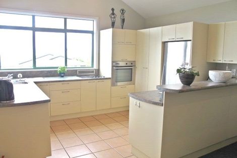 Photo of property in 141b Moncks Spur Road, Redcliffs, Christchurch, 8081