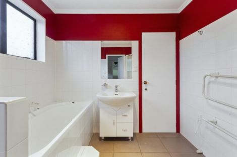 Photo of property in 23 Burnett Street, Oxford, 7430