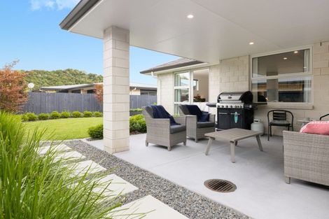 Photo of property in 21 Landing Drive, Pyes Pa, Tauranga, 3112