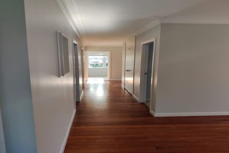 Photo of property in 4 Tiki Street, New Lynn, Auckland, 0600
