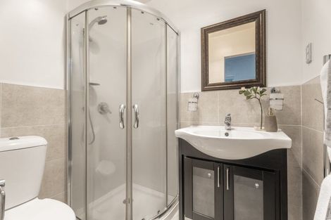 Photo of property in 90 Sandspit Road, Shelly Park, Auckland, 2014