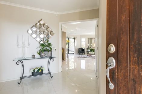 Photo of property in 38 Russell Robertson Drive, Havelock North, 4130