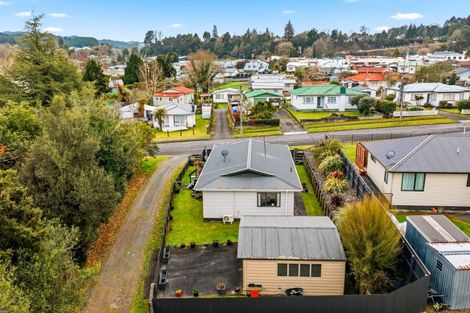 Photo of property in 15 Taumarunui Street, Taumarunui, 3920