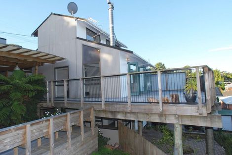 Photo of property in 81 College Road, Northcote, Auckland, 0627