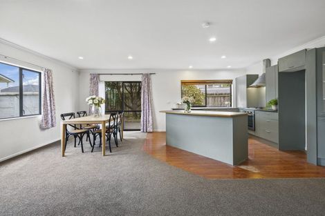 Photo of property in 10a Lambley Road, Titahi Bay, Porirua, 5022