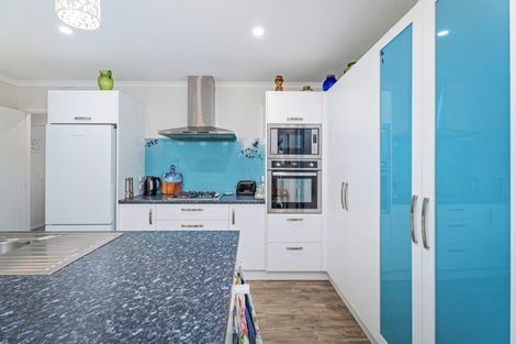 Photo of property in 12 Acacia Court, Whitianga, 3510