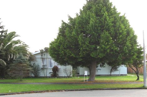 Photo of property in 23 La Perouse Place, Northcote, Christchurch, 8052