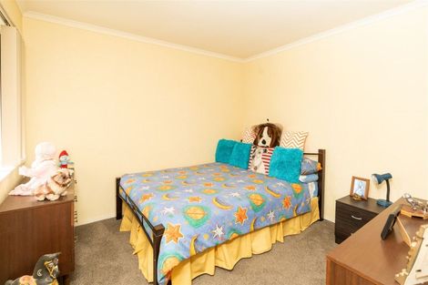 Photo of property in 19 Rochester Place, Nawton, Hamilton, 3200