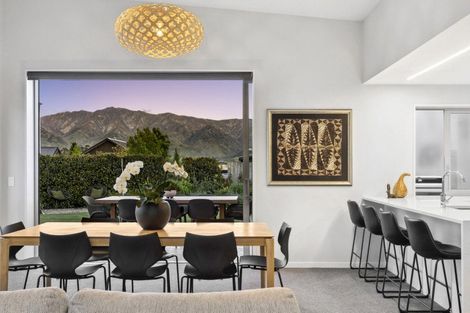 Photo of property in 10 Teal Place, Lake Hawea, Wanaka, 9382