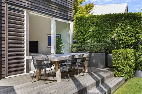 Photo of property in 2/251 Jervois Road, Herne Bay, Auckland, 1011