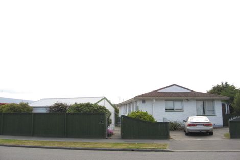 Photo of property in 15 Chadbury Street, Parklands, Christchurch, 8083