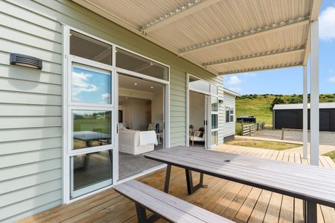 Photo of property in 117e Ruakokoputuna Road, Ruakokoputuna, Martinborough, 5781