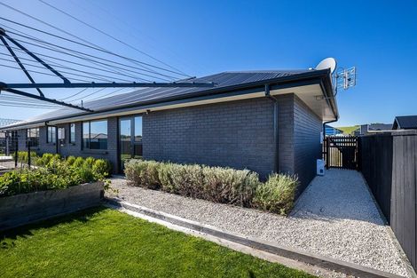 Photo of property in 29 Honeyfield Drive, Whalers Gate, New Plymouth, 4310