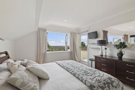 Photo of property in 113 Carlisle Road, Torbay, Auckland, 0632