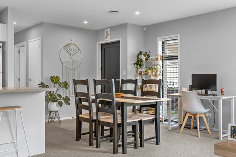 Photo of property in 34 Kiritiana Close, Pyes Pa, Tauranga, 3112