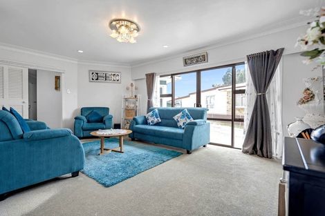 Photo of property in 57 Rosella Road, Mangere East, Auckland, 2024
