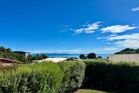 Photo of property in 21 Nyhane Drive, Ligar Bay, Takaka, 7183