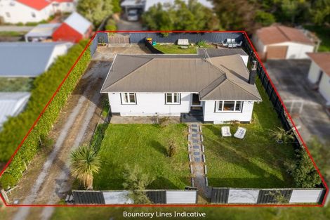 Photo of property in 22 Brandon Street, Featherston, 5710