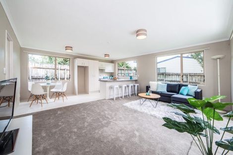 Photo of property in 47a Fairdene Avenue, Henderson, Auckland, 0610