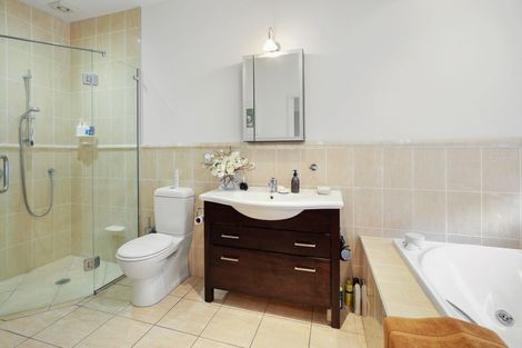 Photo of property in 6/21 Ruakiwi Road, Hamilton Lake, Hamilton, 3204