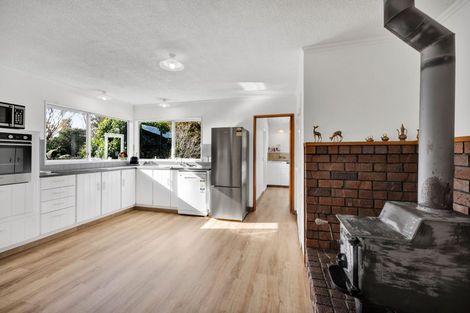 Photo of property in 21 Nikau Street, Inglewood, 4330