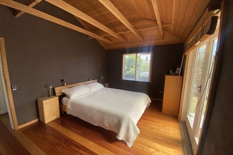 Photo of property in 4 Charlotte Street, The Brook, Nelson, 7010