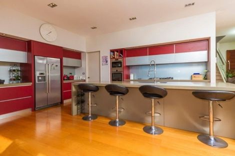 Photo of property in 121 Wade River Road, Stanmore Bay, Whangaparaoa, 0932