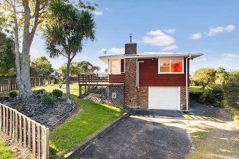 Photo of property in 57 La Rosa Street, Green Bay, Auckland, 0604