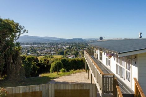 Photo of property in 25 Russell Crescent, Western Heights, Rotorua, 3015