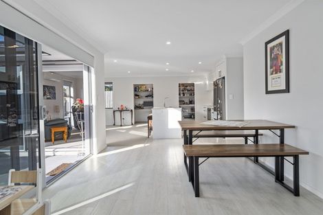 Photo of property in 41 Awataha Crescent, Pyes Pa, Tauranga, 3110