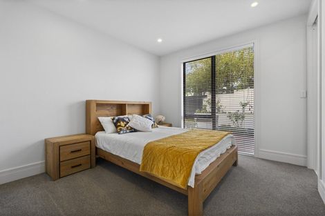 Photo of property in 37 Lake Pupuke Drive, Takapuna, Auckland, 0622