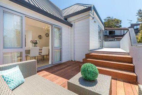 Photo of property in 1/57 James Evans Drive, Northcote, Auckland, 0627