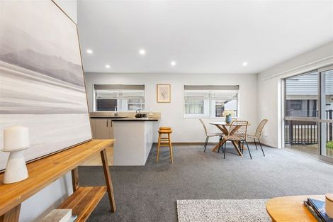 Photo of property in 2/33 Elizabeth Street, Riccarton, Christchurch, 8041