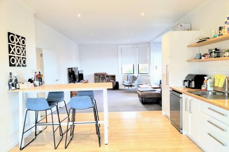 Photo of property in 16 Nile Street, Saint Clair, Dunedin, 9012