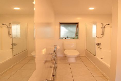 Photo of property in 1/206 Manuka Road, Bayview, Auckland, 0629