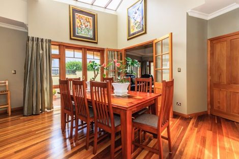 Photo of property in 14 Pastoral Lane, Hokowhitu, Palmerston North, 4410