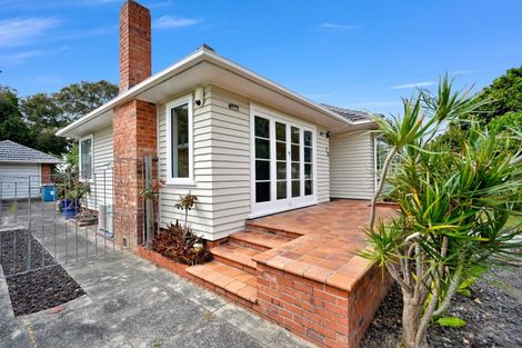 Photo of property in 78 Matipo Road, Te Atatu Peninsula, Auckland, 0610