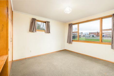 Photo of property in 2 Kennedy Crescent, Waimate, 7924
