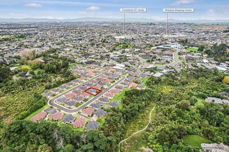 Photo of property in 24 Sovereign Isle Lane, Rototuna, Hamilton, 3210