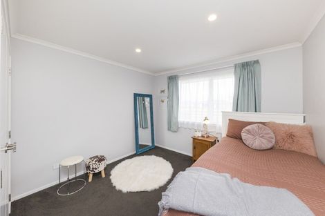 Photo of property in 25 Hartwell Drive, Kelvin Grove, Palmerston North, 4470