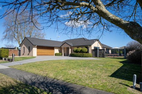 Photo of property in 5 Glenroy Place, Cambridge, 3434