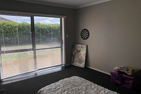 Photo of property in 70 Farringdon Avenue, Rototuna North, Hamilton, 3210