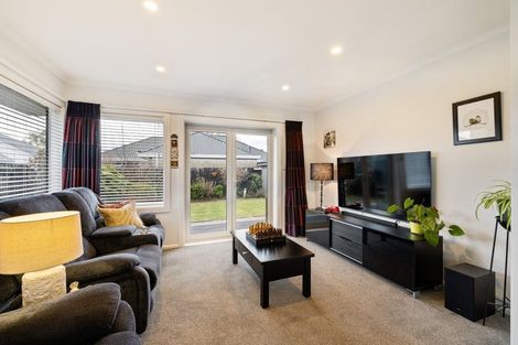 Photo of property in 2/172 Cashmere Road, Hoon Hay, Christchurch, 8025