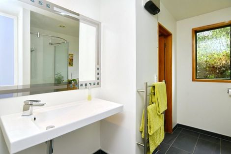 Photo of property in 1/5 Winters Road, Redwood, Christchurch, 8051