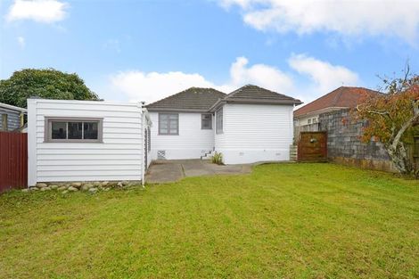 Photo of property in 6 Oak Street, Ebdentown, Upper Hutt, 5018