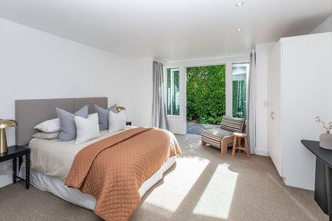 Photo of property in 3 Wherstead Road, Cashmere, Christchurch, 8022