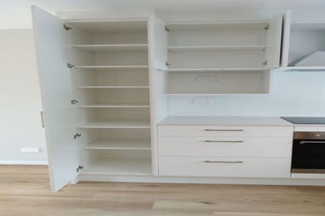 Photo of property in 10/15 Sunhill Road, Sunnyvale, Auckland, 0612